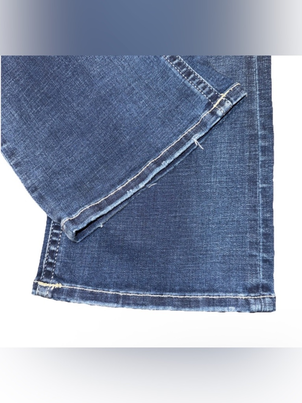 BKE Victoria Universal Fit Boot Mid Rise Jeans Size 32x31.5 (Fit 35x31.5) - Picture 2 of 8